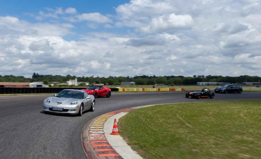 course circuit automobile nogaro paul armagnac